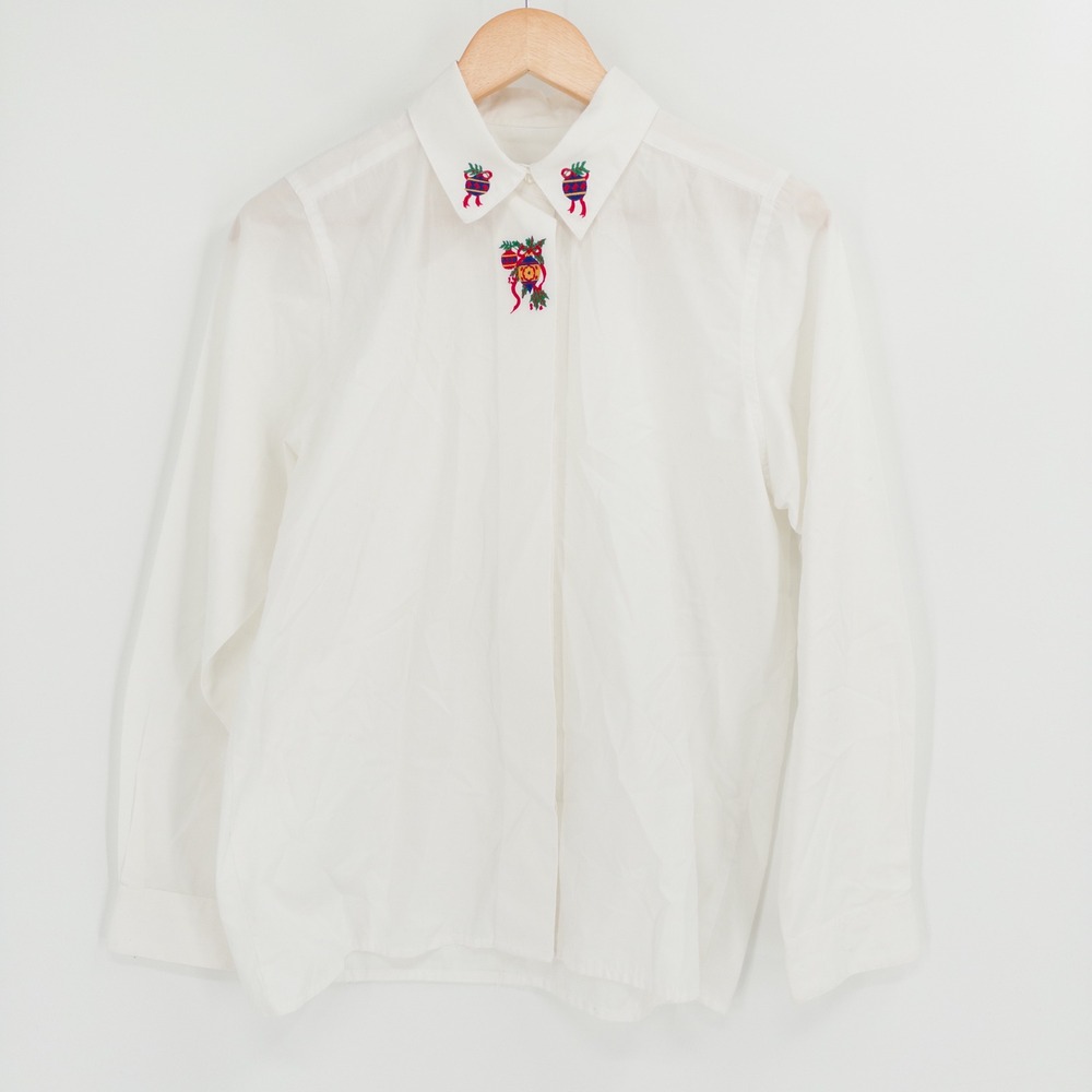 Vintage Christmas Button Down Blouse Womens 10 White Embroidered Holiday Granny